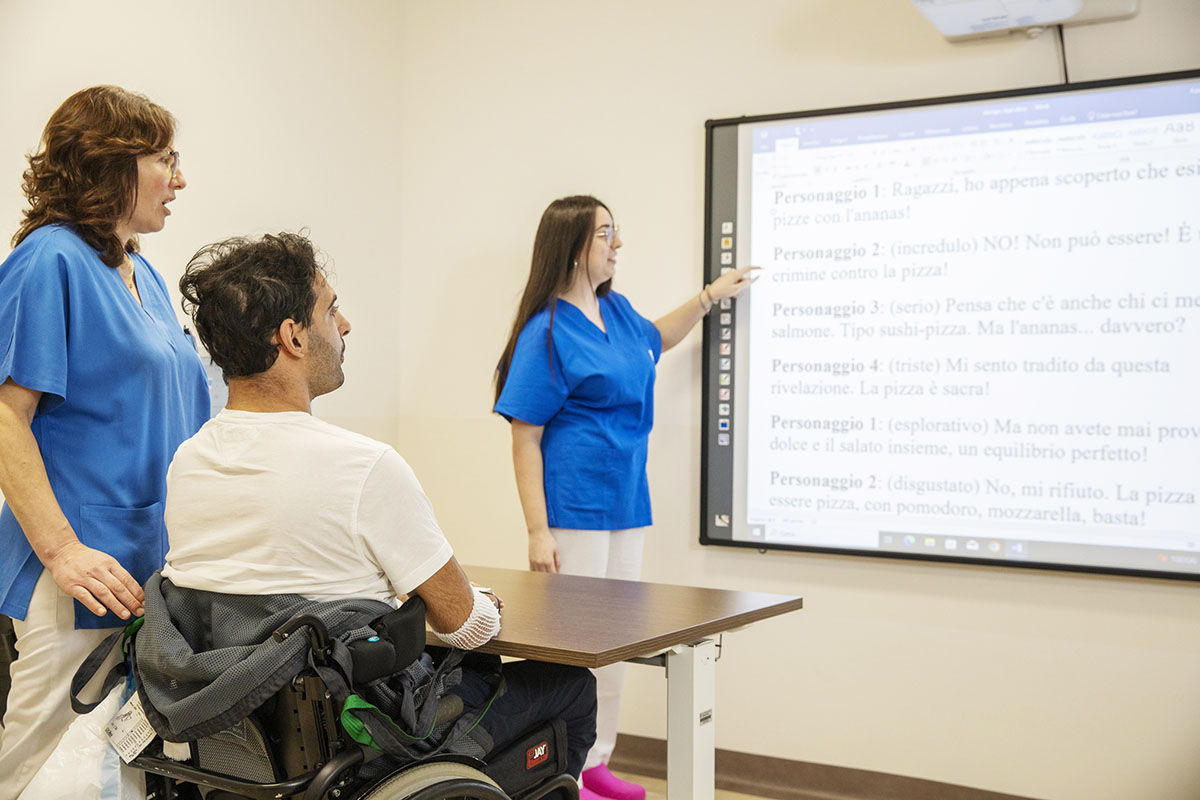 Personale sanitario e paziente affetto da Parkinson - approccio con l'AI